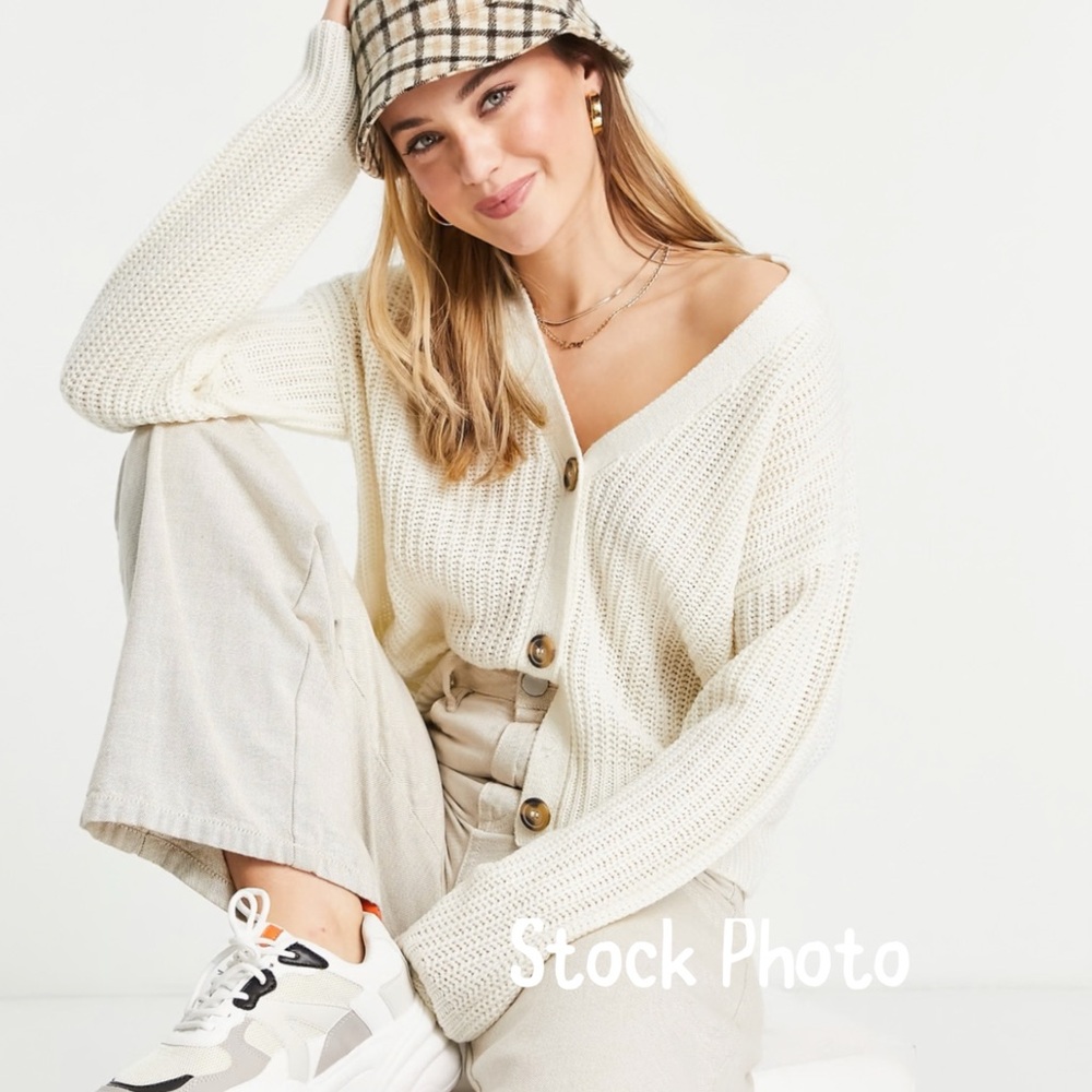 Nordstrom Caslon Women’s Cream Cardigan Sweater